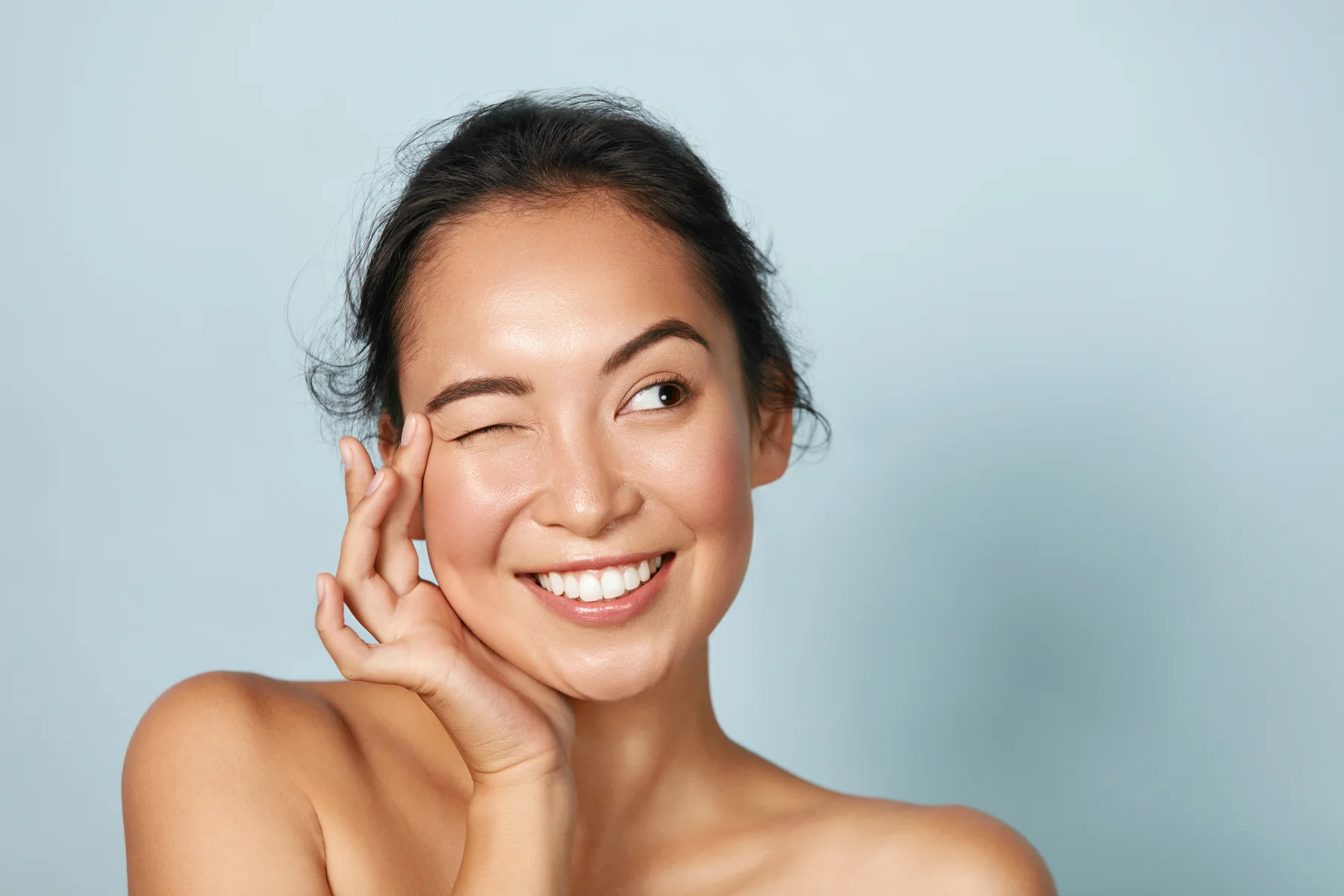 Exploring the Benefits of Microneedling with MicroPen